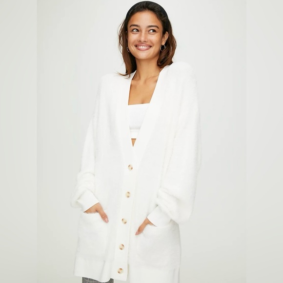 Aritzia Sunday Best Katie Kitten Cardigan - Picture 8 of 8